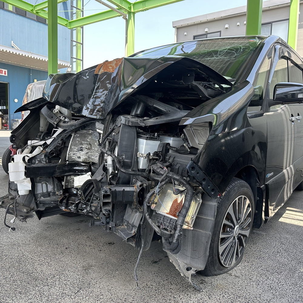 日産 セレナ