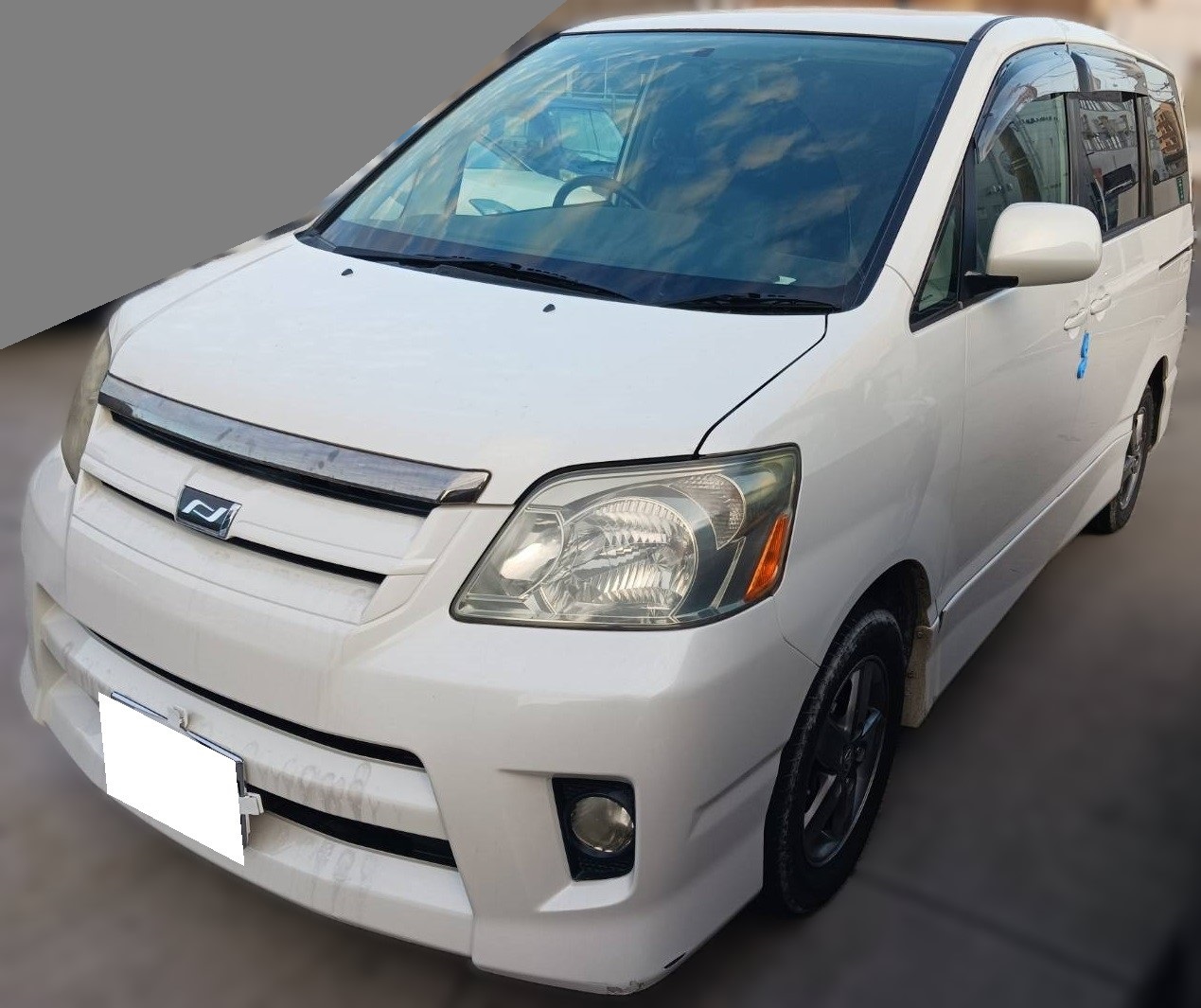 トヨタ ノア