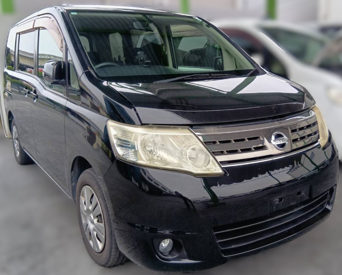 日産 セレナ