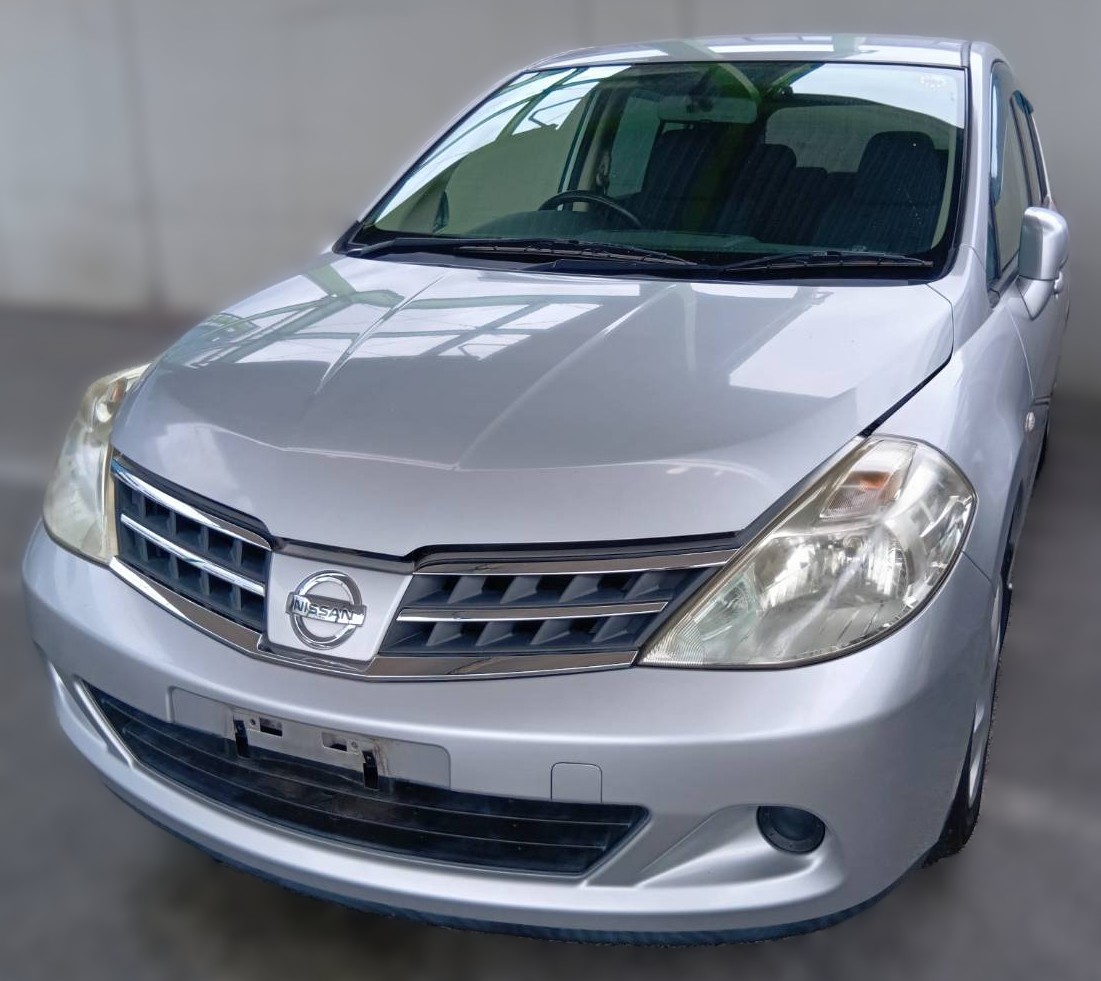 日産 ティーダ
