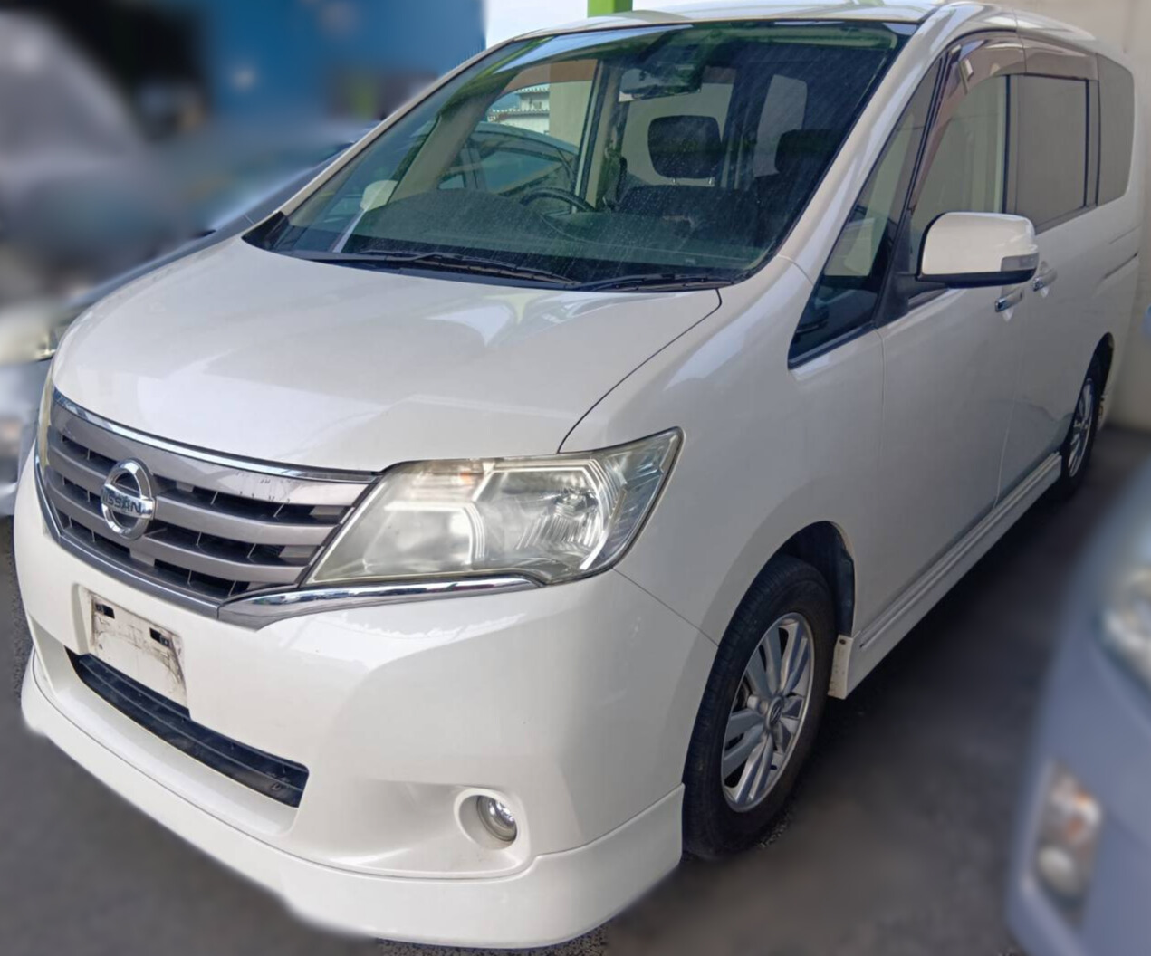 日産 セレナ