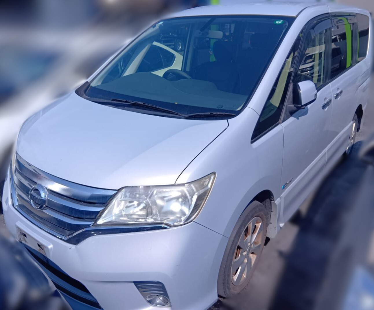 日産 セレナ